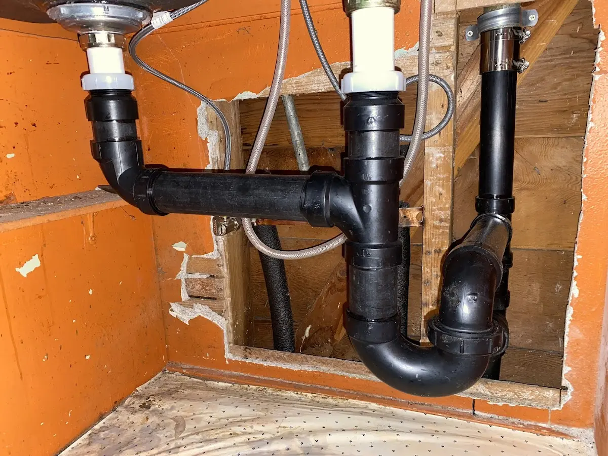 Professional Pipe Bursting equipment and tools on the job in Accokeek